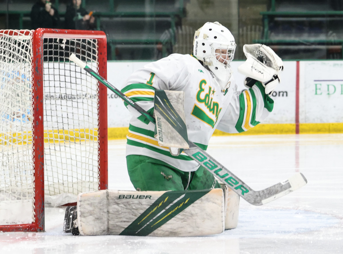 Minnetonka vs Edina Feb11-23 Jeff Lawler37